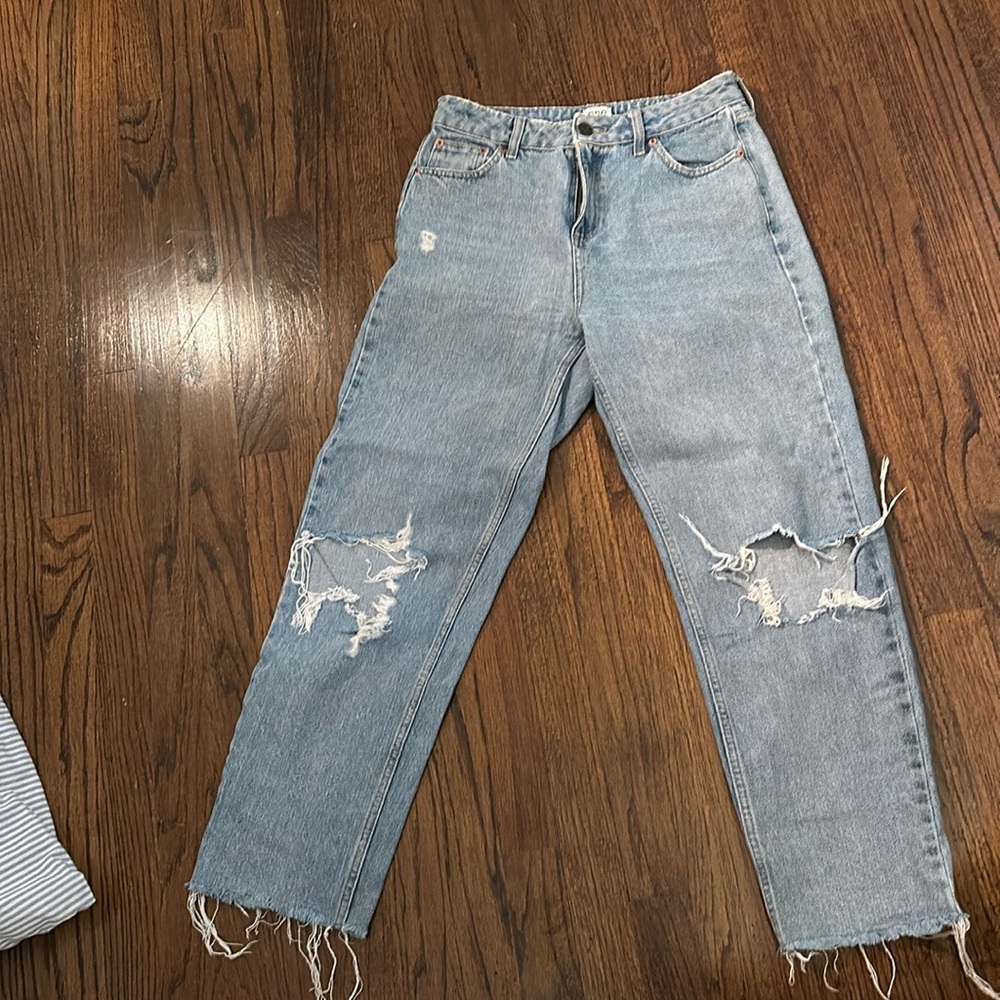 BDG wide leg distressed Jean